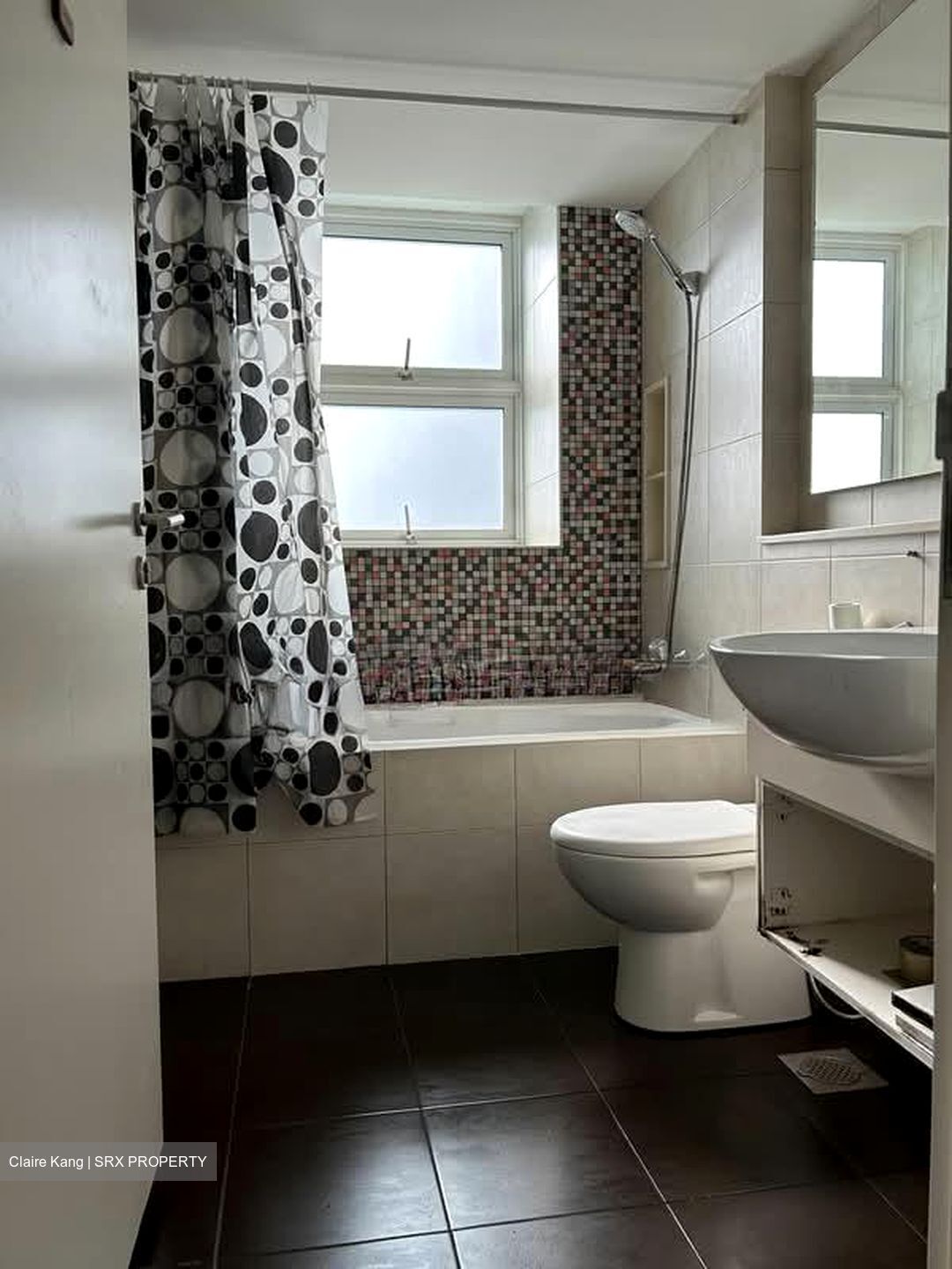 The Esparis (D18), Condominium #555009901